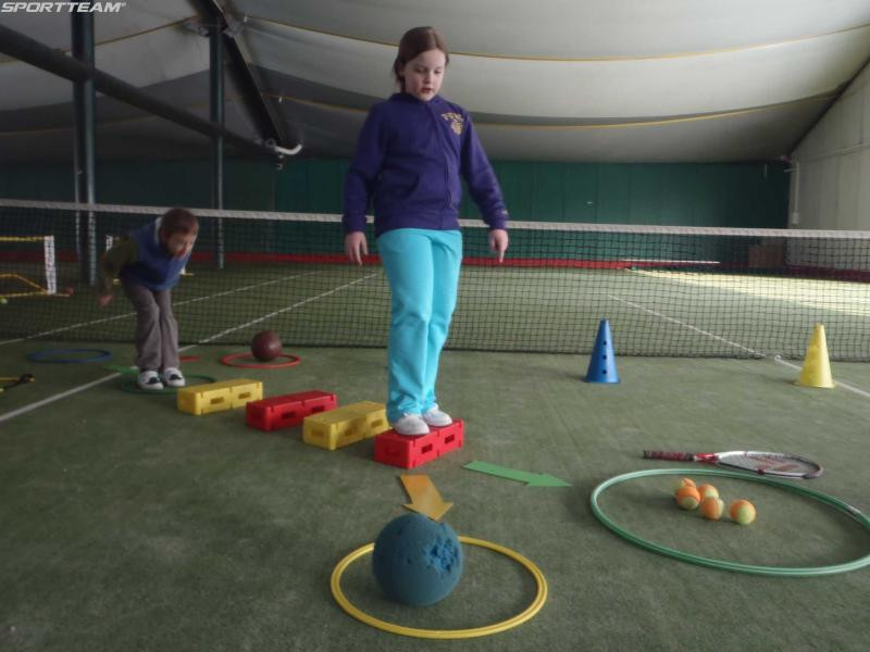 Zimowa - sportowa półkolonia UKS Sportteam