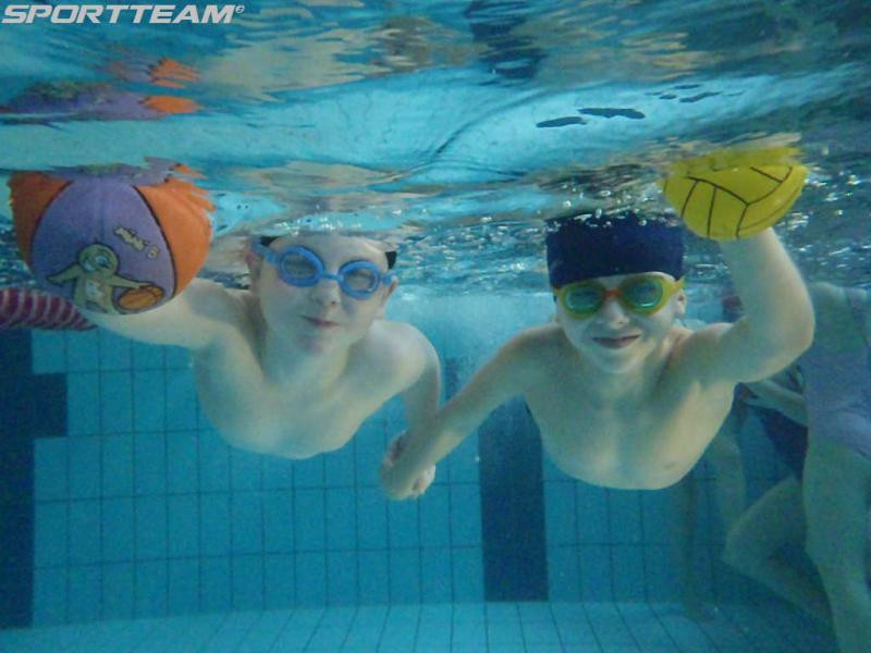 NASZE GRUPY PŁYWACKIE - SPORTTEAM - DOŁĄCZ DO NAS