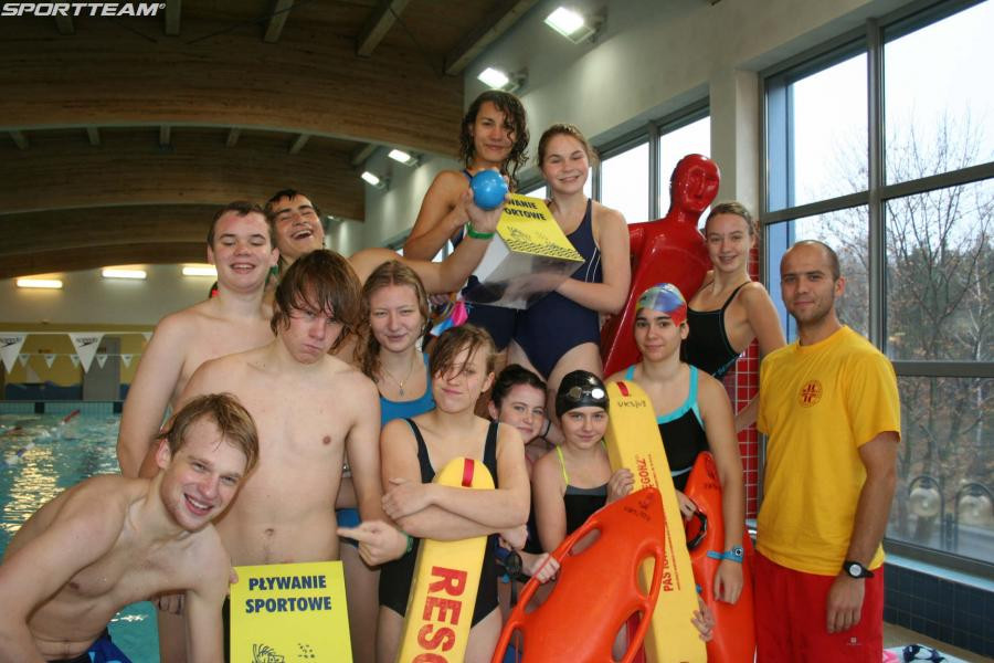 KURS NA STOPIEŃ MŁODSZEGO RATOWNIKA WOPR - PŁYWALNIA AQUAPARK WESOLADNIA. SPORTTEAM - DOŁĄCZ DO NAS!