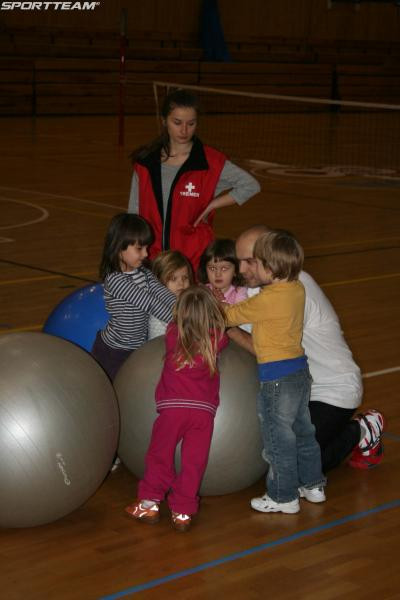 Familijne zimowe sportowisko w Szczyrku - PRZEDSZKOLAKI Z RODZICAMI - RAZ WSPÓLNIE RAZ SAMODZIELNIE:)