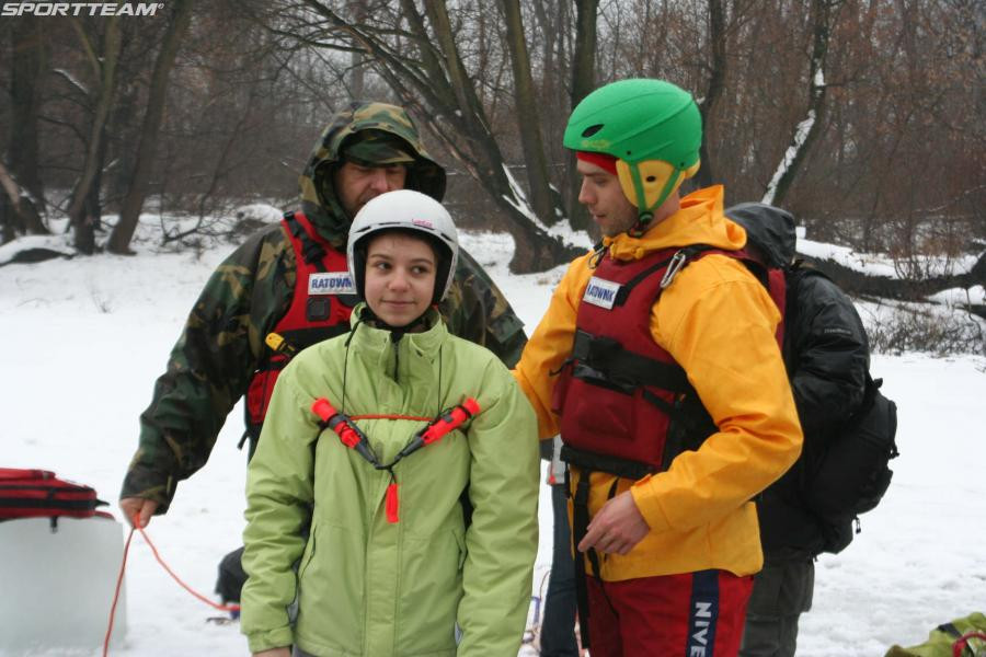 SZKOLENIE Z AUTORATOWNICTWA NA WODACH POKRYTYCH LODEM - DRUŻYNA STOŁECZNEGO WOPR - O.S.R. SPORTTEAM - DOŁĄCZ DO NAS!