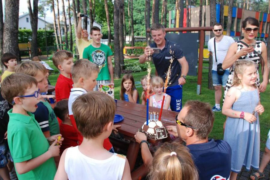 SPORTTEAM - RADOŚNIE! PROFESJONALNIE! BEZPIECZNIE!:)